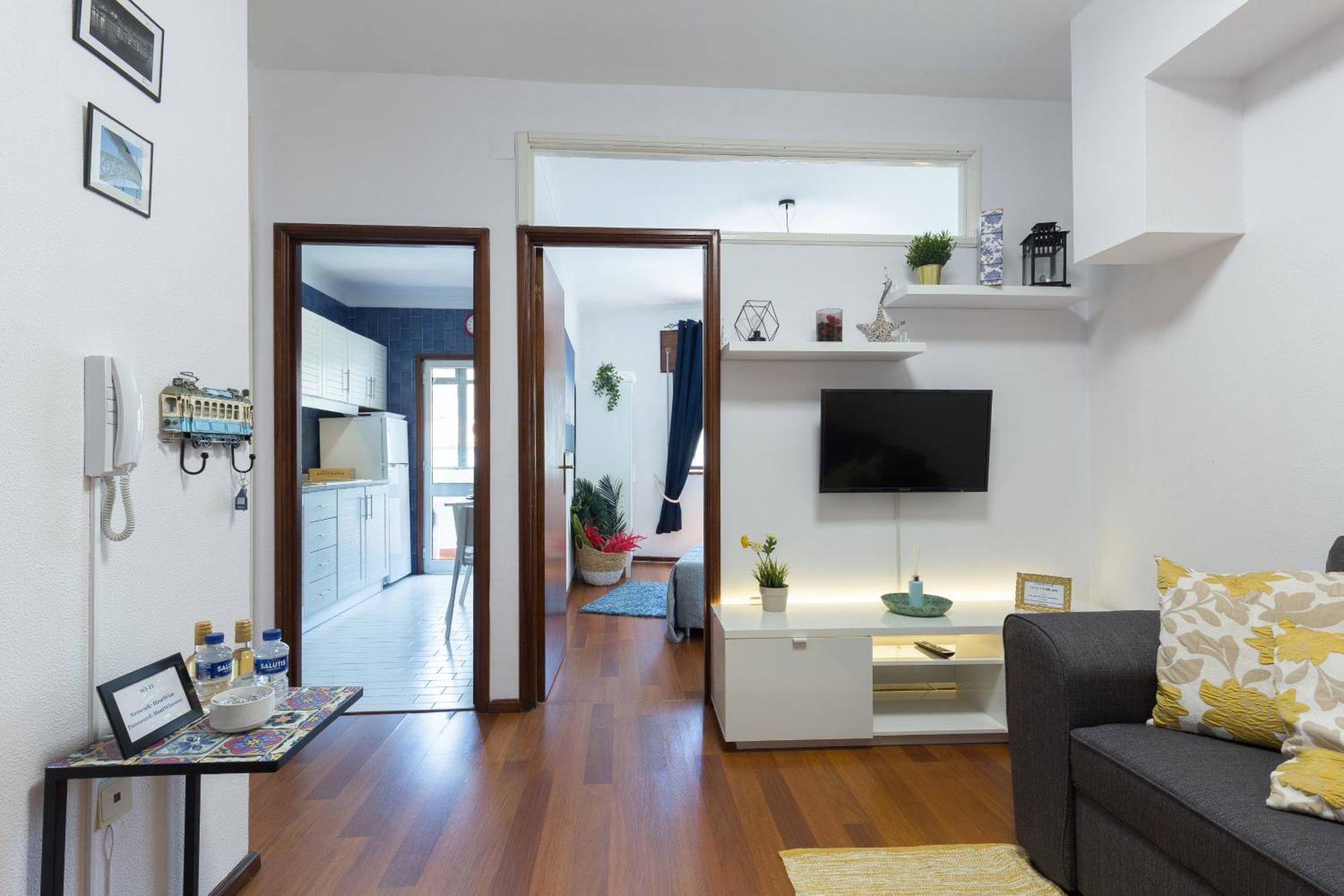 Host Wise - Comfy Bright Flats With Netflix Apartment Porto Phòng bức ảnh